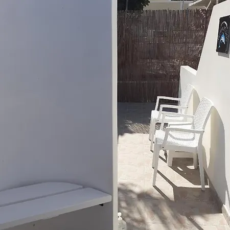 Delphini - For The Disabled アパートホテル