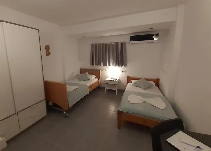 Delphini - For The Disabled Apart Otel Kéfalos