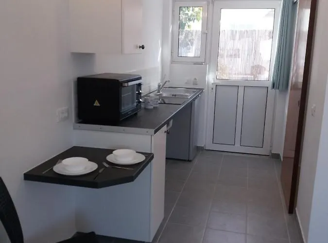 Delphini - For The Disabled Apart Otel Kéfalos