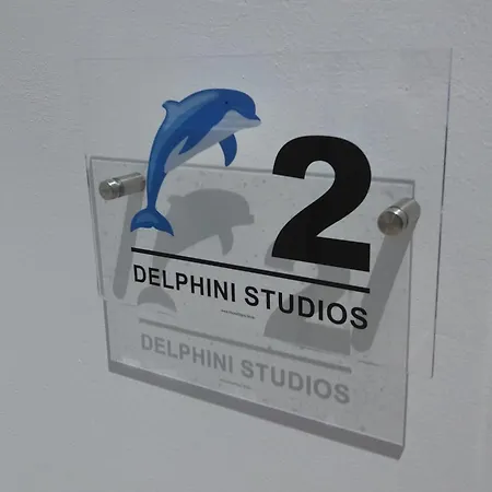 Delphini - For The Disabled 4*